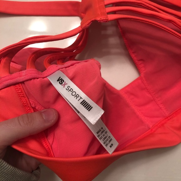 Victoria’s Secret | VSX sports bra - Picture 3 of 3